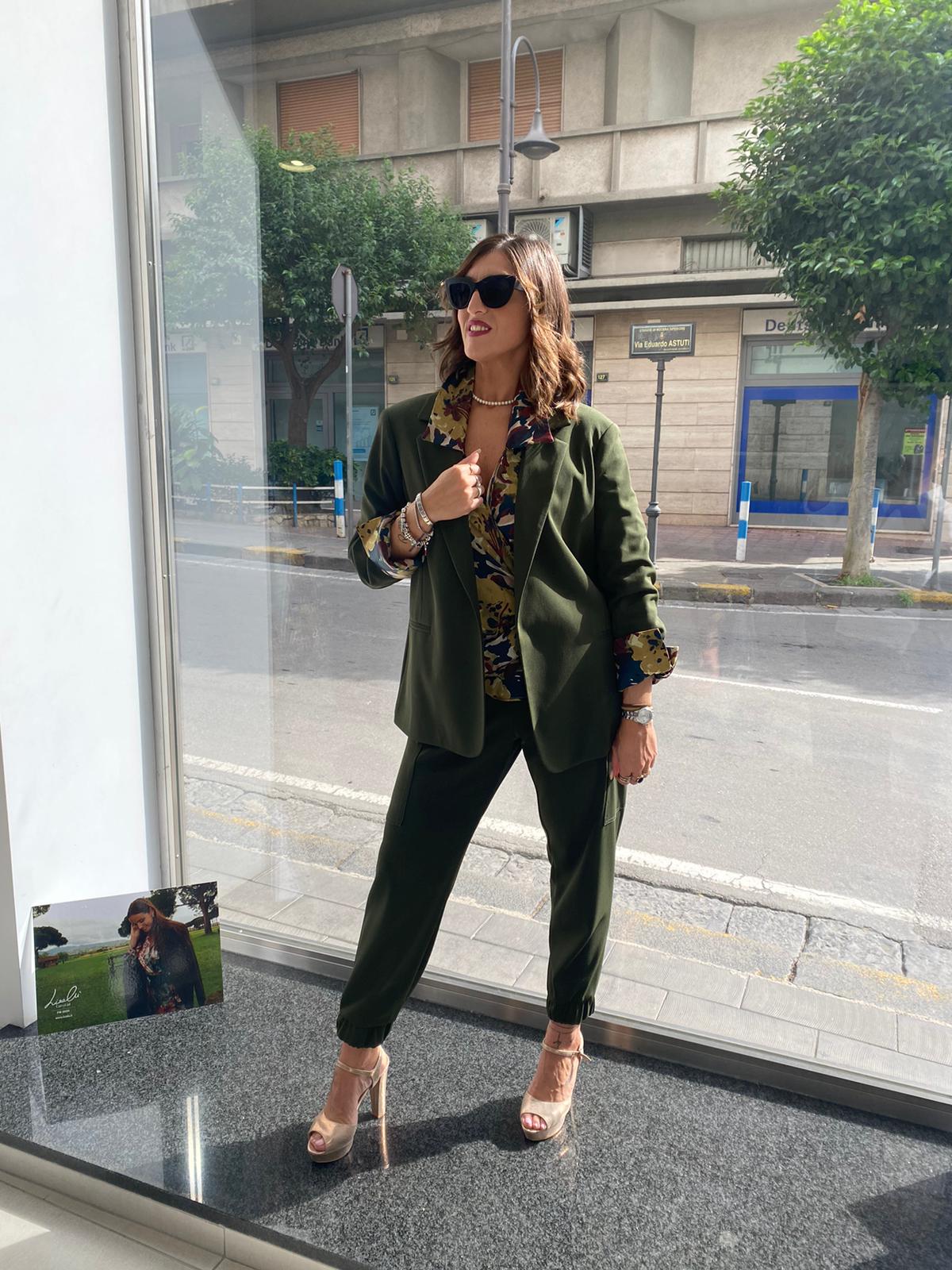 Giacca in crepe modello blazer foderata Lizalù 1906