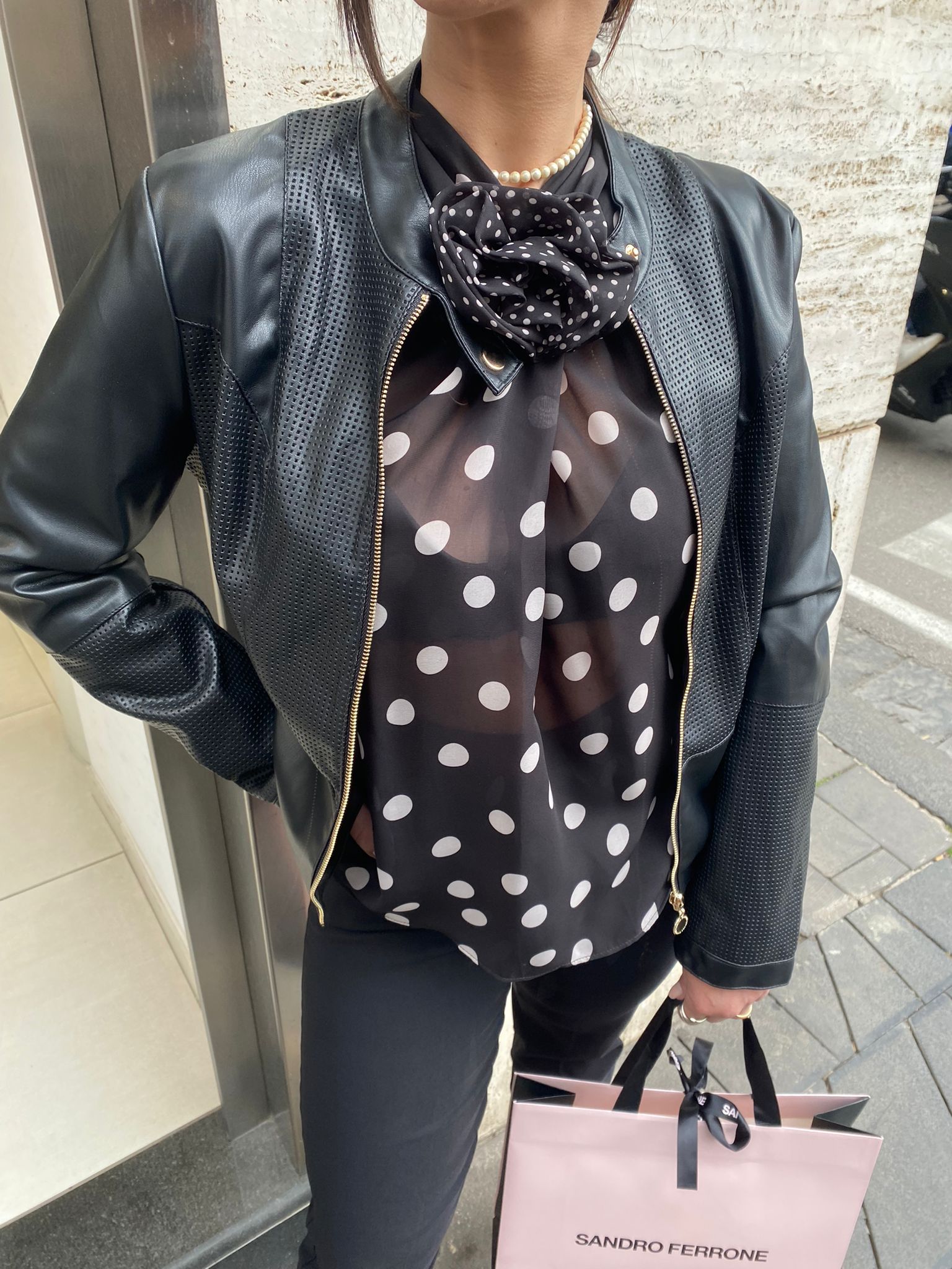 Giubbino di ecopelle modello Chanel con inserti traforati e chiusura zip SANDRO FERRONE 2007