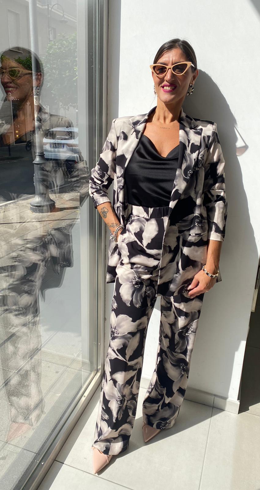 Giacca modello blazer con pattine fantasia fiore SANDRO FERRONE SIM