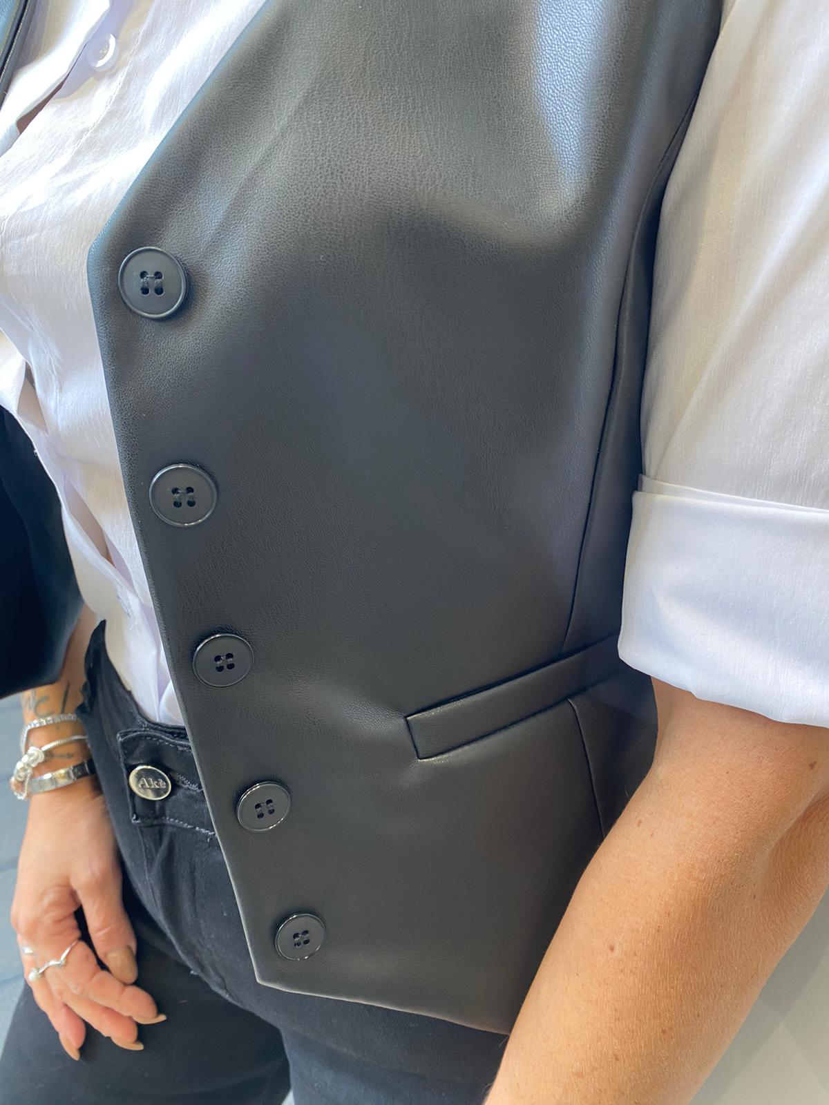 Gilet in ecopelle Akè 1020