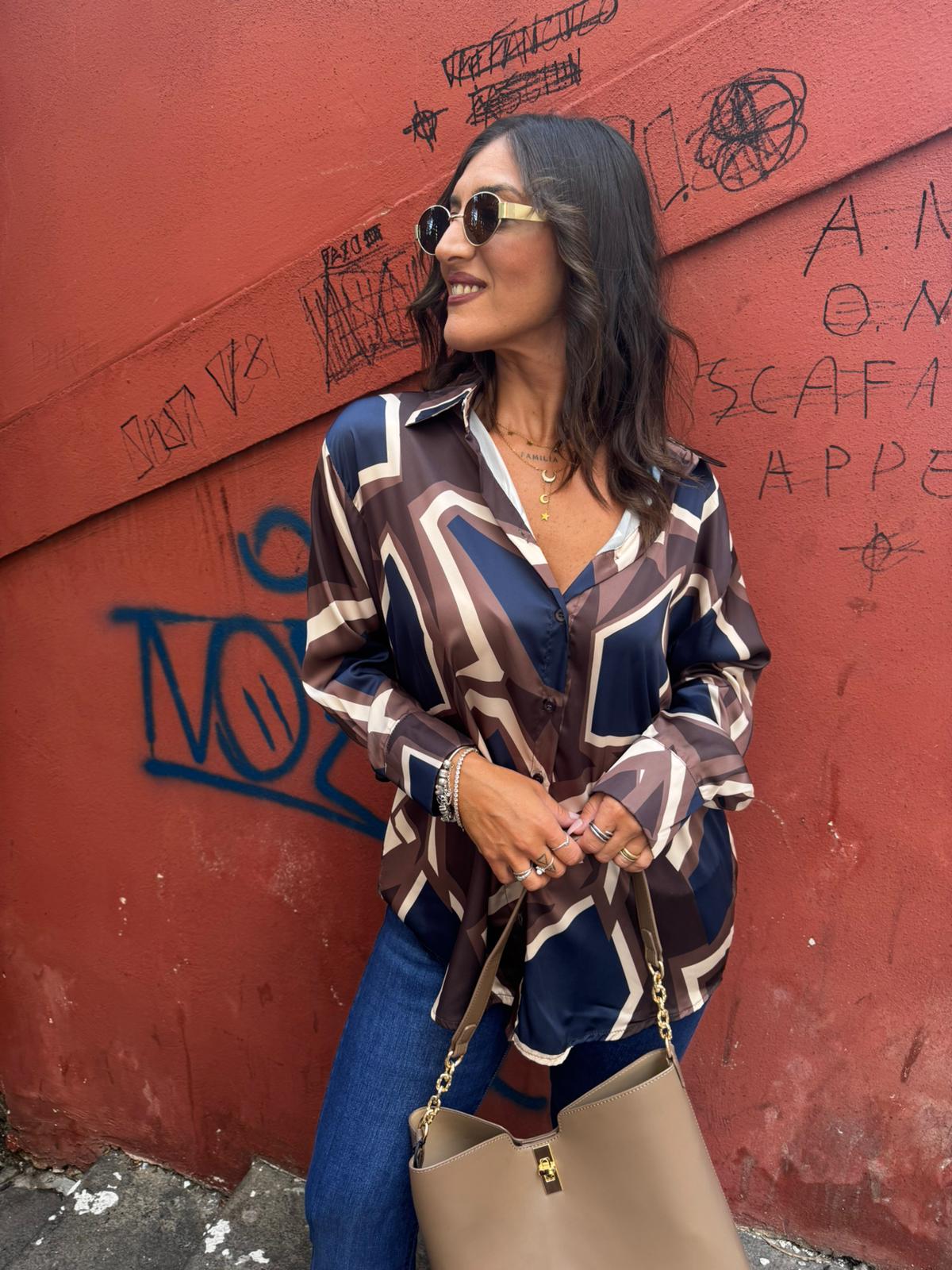Camicia in raso manica lunga a fantasia Lizalù 17JP