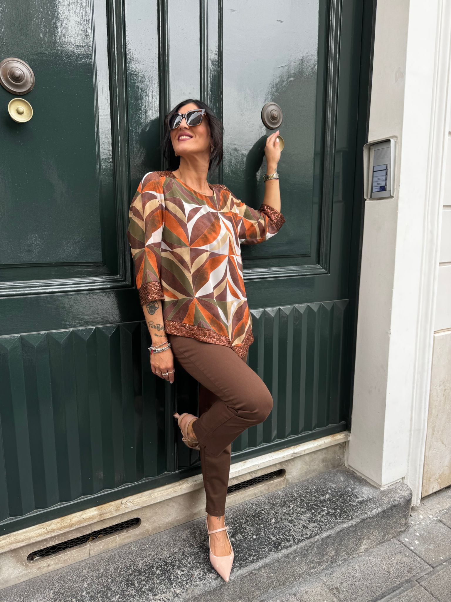 Blusa in chiffon a fantasia con dettagli in paillettes Lizalù TITTY
