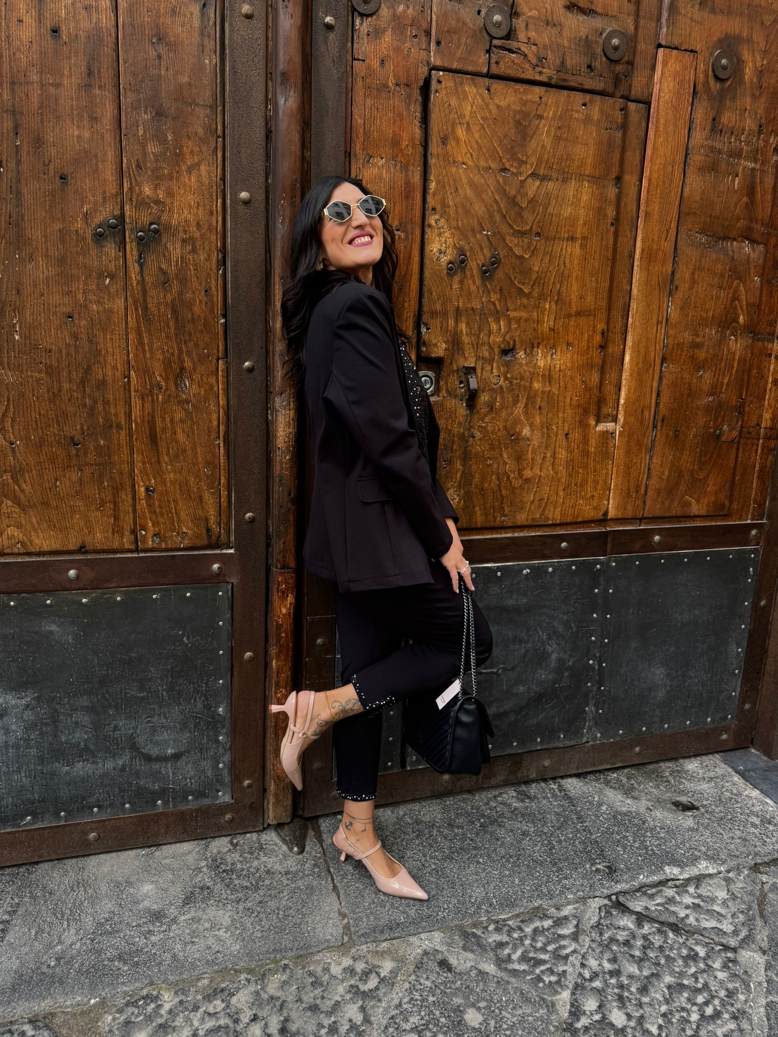 Pantalone capri punto milano con spacchetti in strass Lizalù ANNA