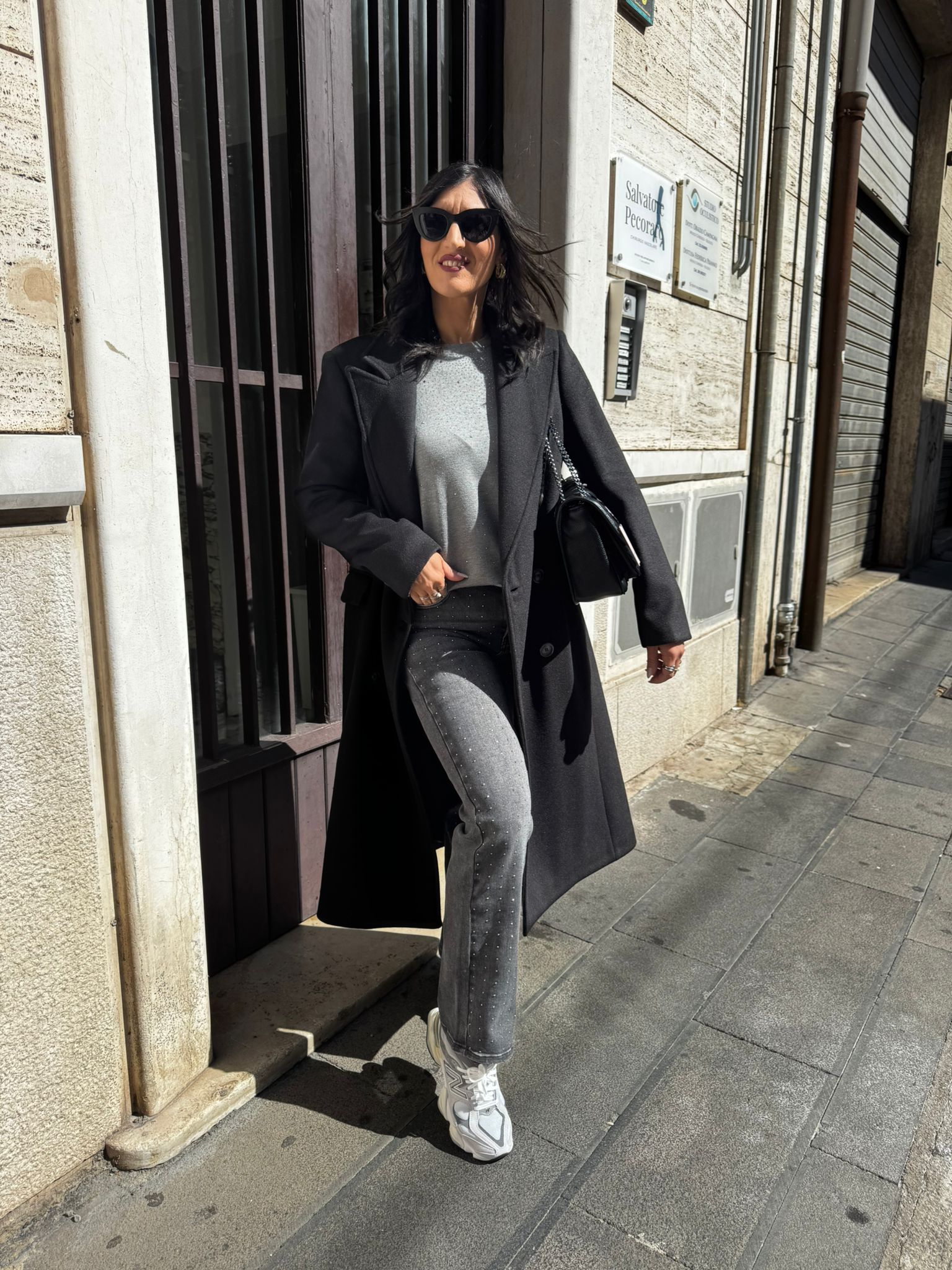 Maglia girocollo in lana pettinata con strass Lizalù 2123
