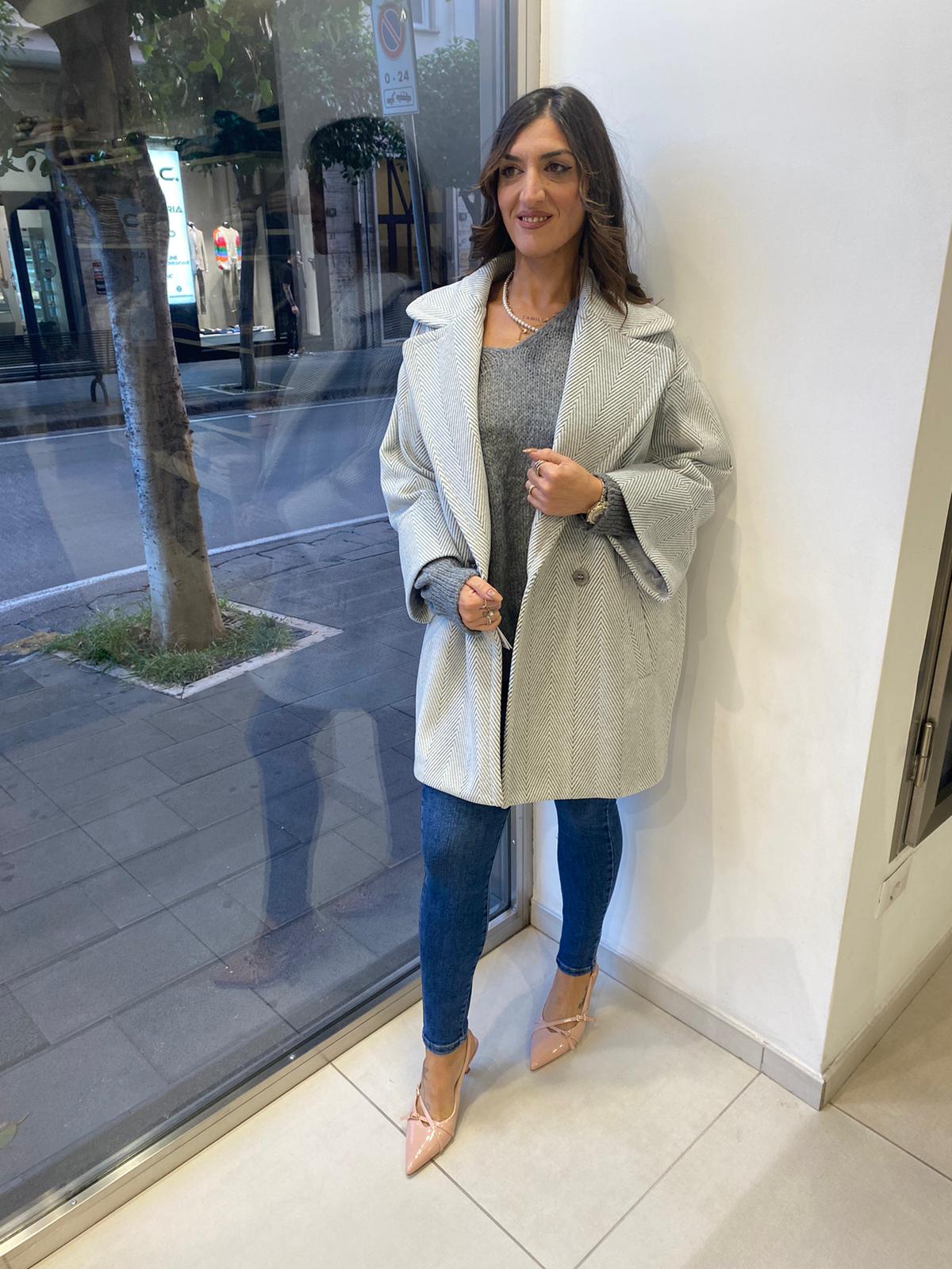Cappotto corto con tramatura zig zag Lizalù E154