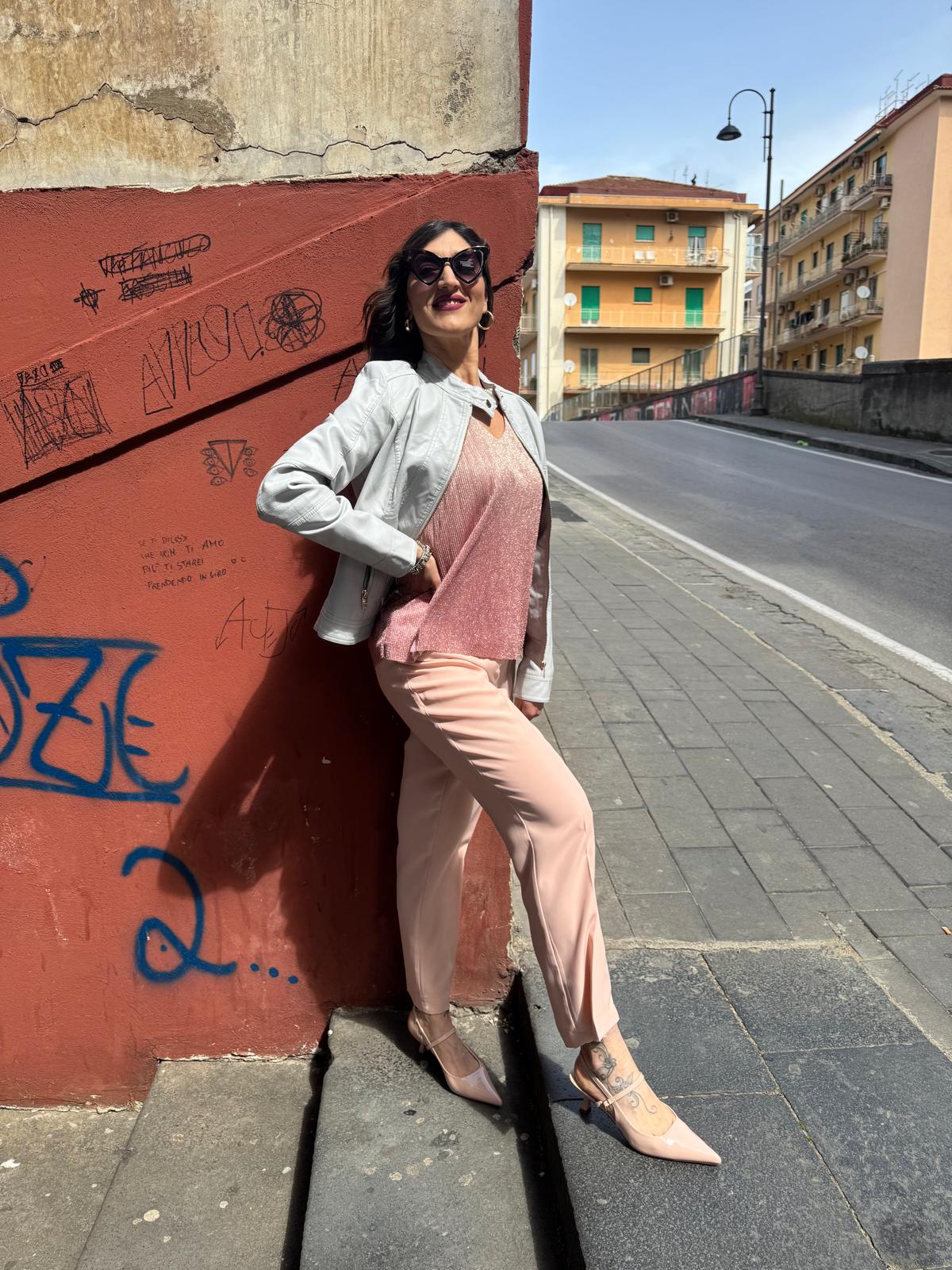 Giubbino in ecopelle con tasche zip Akè E051