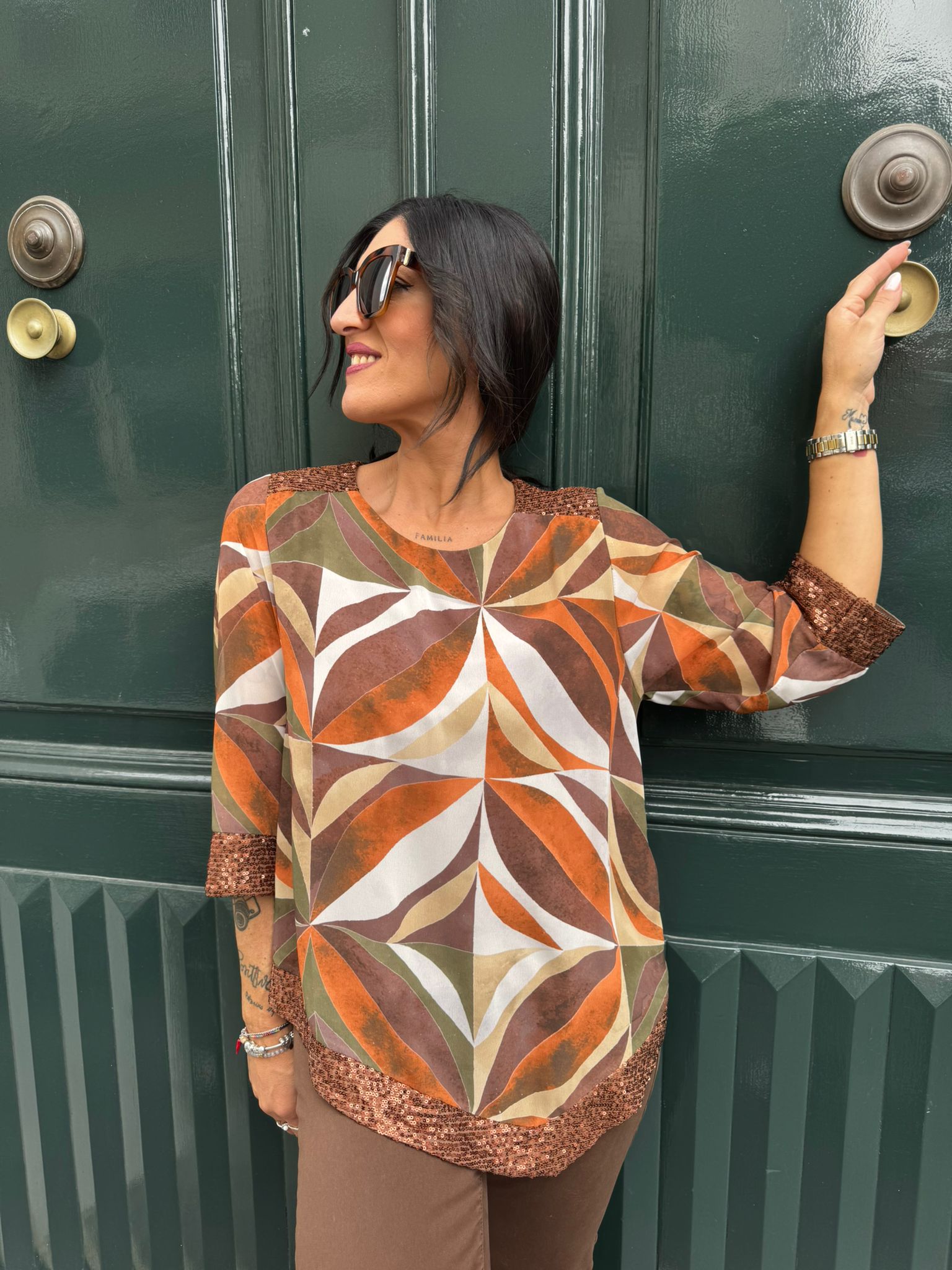 Blusa in chiffon a fantasia con dettagli in paillettes Lizalù TITTY