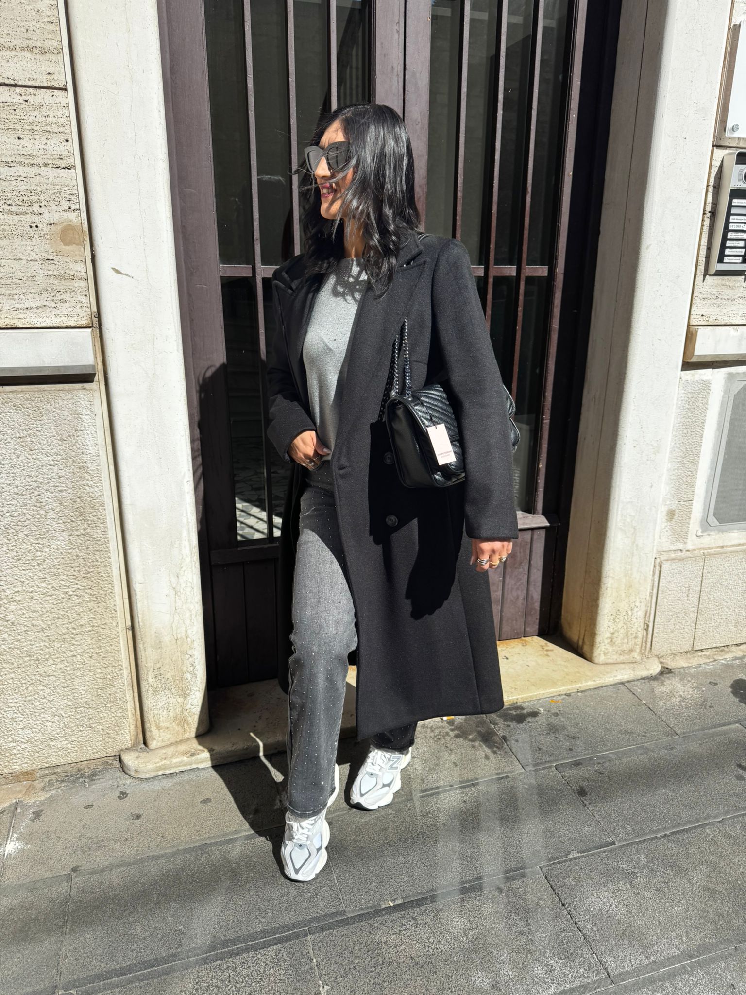 Cappotto lungo doppiopetto con pattine Lizalù FAVA