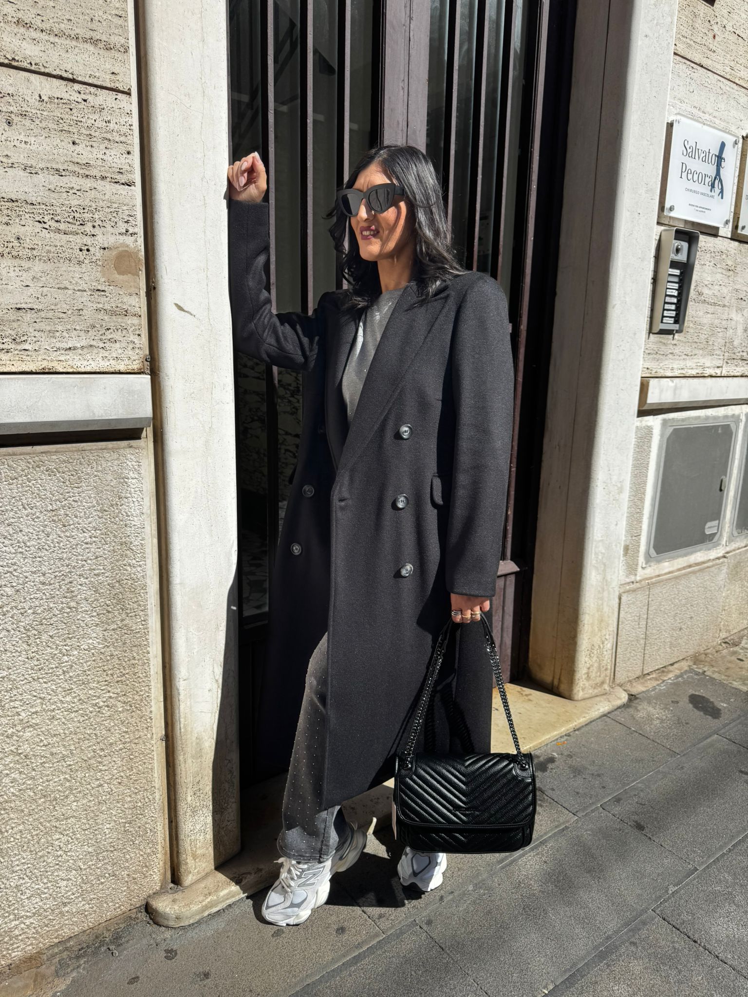 Cappotto lungo doppiopetto con pattine Lizalù FAVA