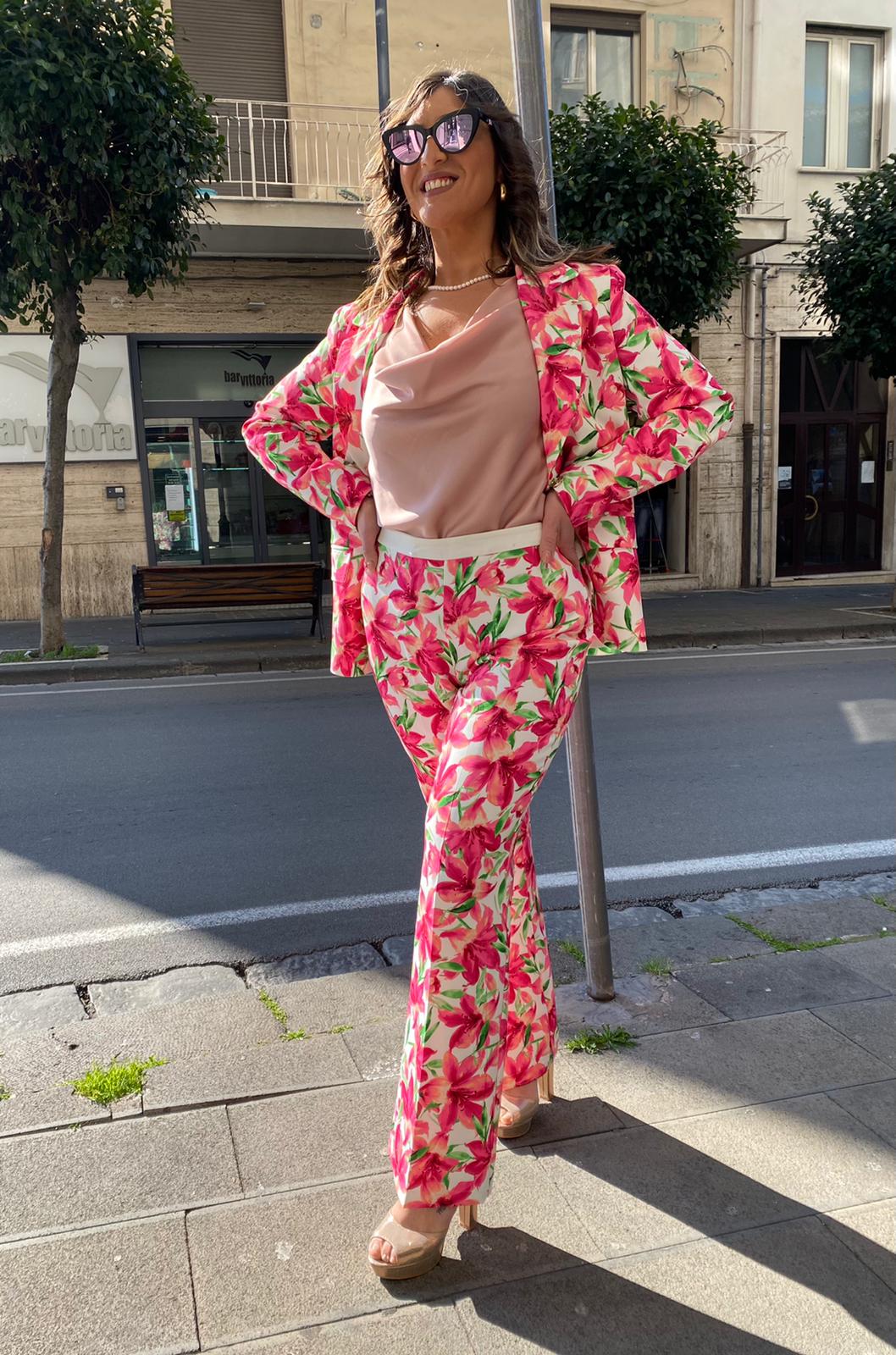 Top spalla larga effetto seta con collo a bavero Lizalù ZARA